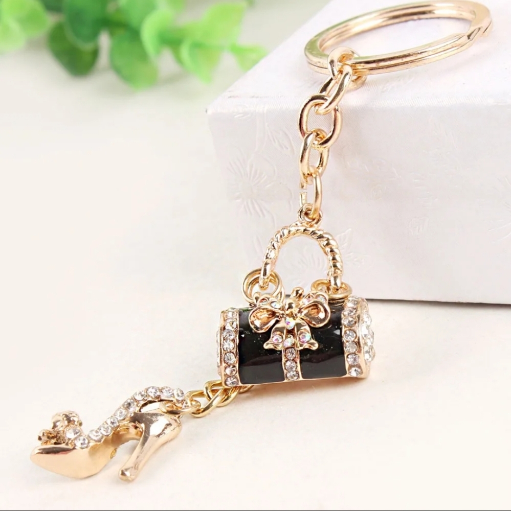 Shoe purse keychain